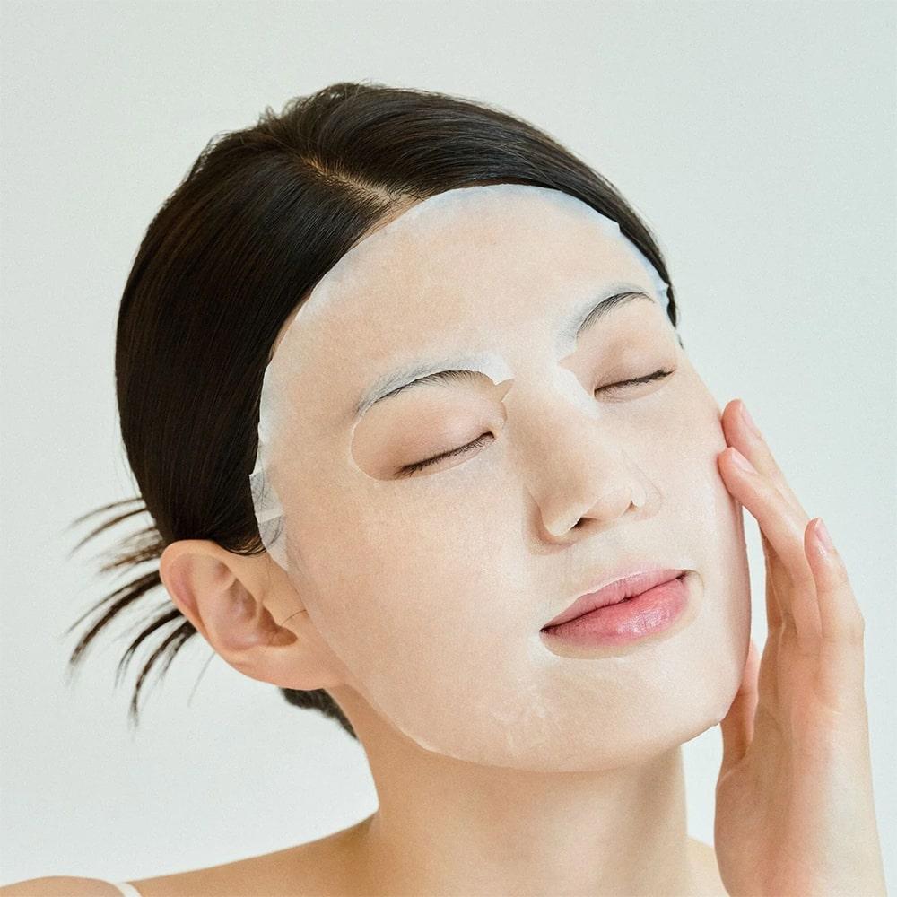 Madagascar Centella Tone Brightening Glow Mask - image 3