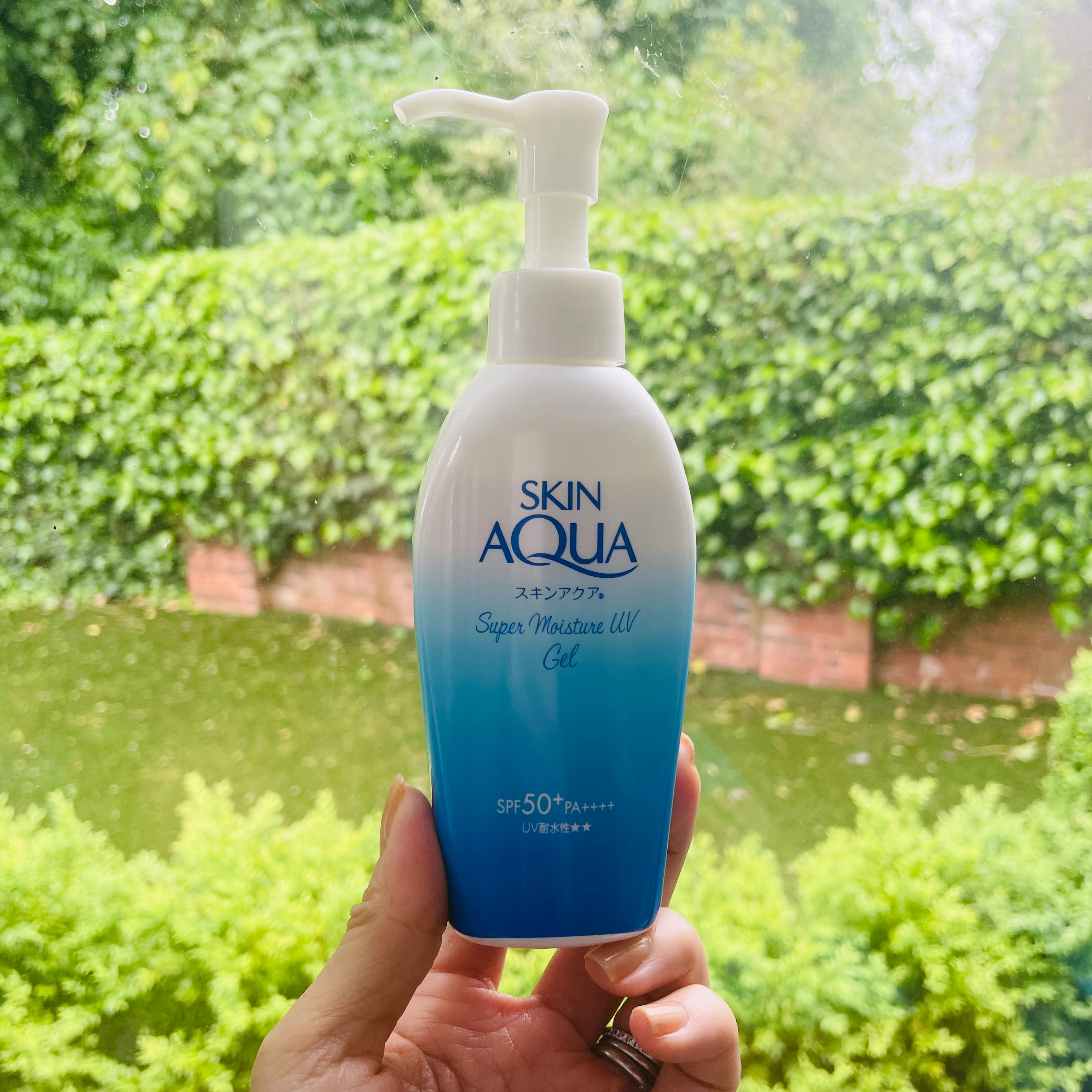 Skin Aqua UV Super Moisture Gel SPF50+ - image 2